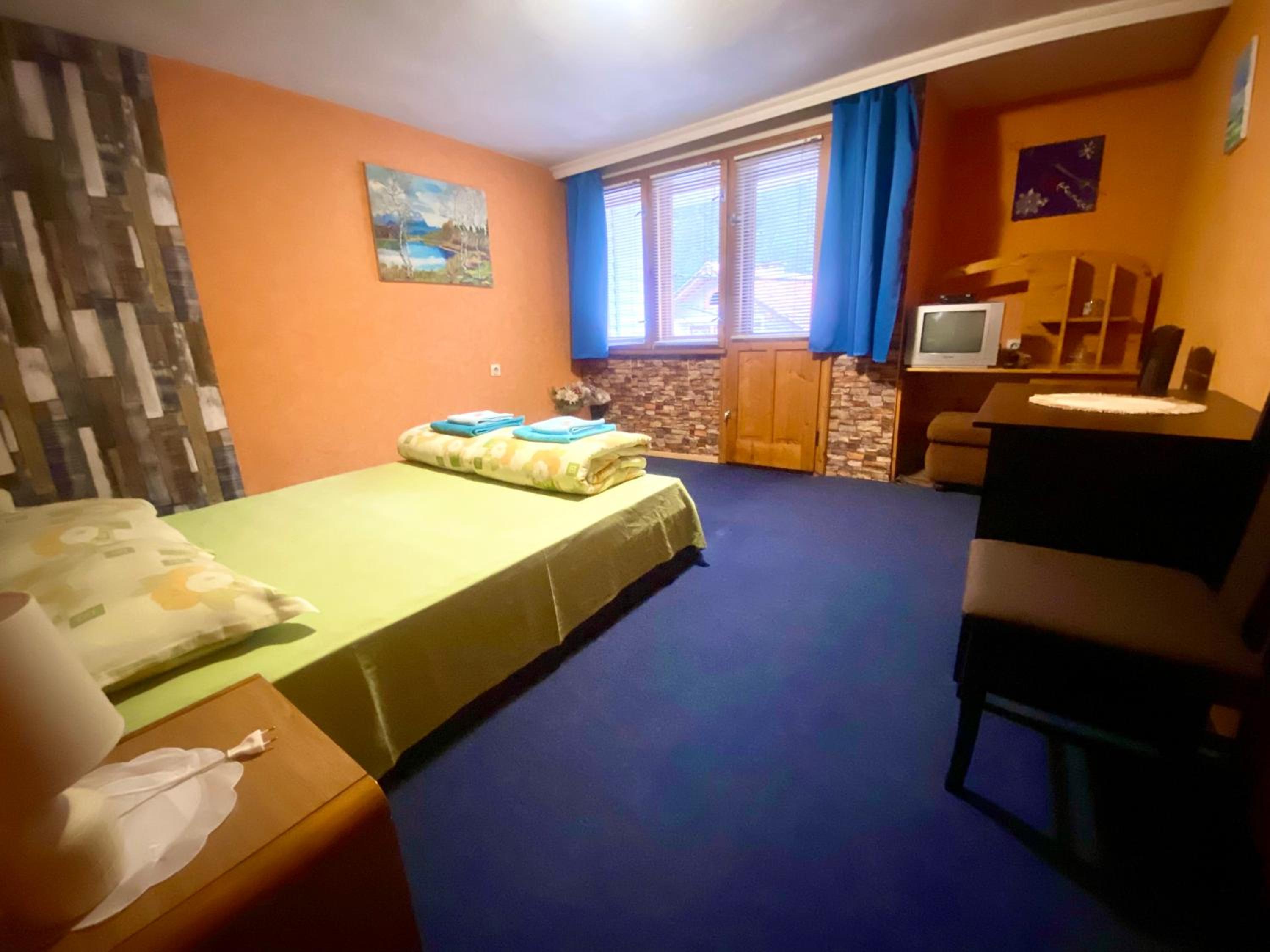Cozy Guest House Niya , до Боровец , двор и барбекю