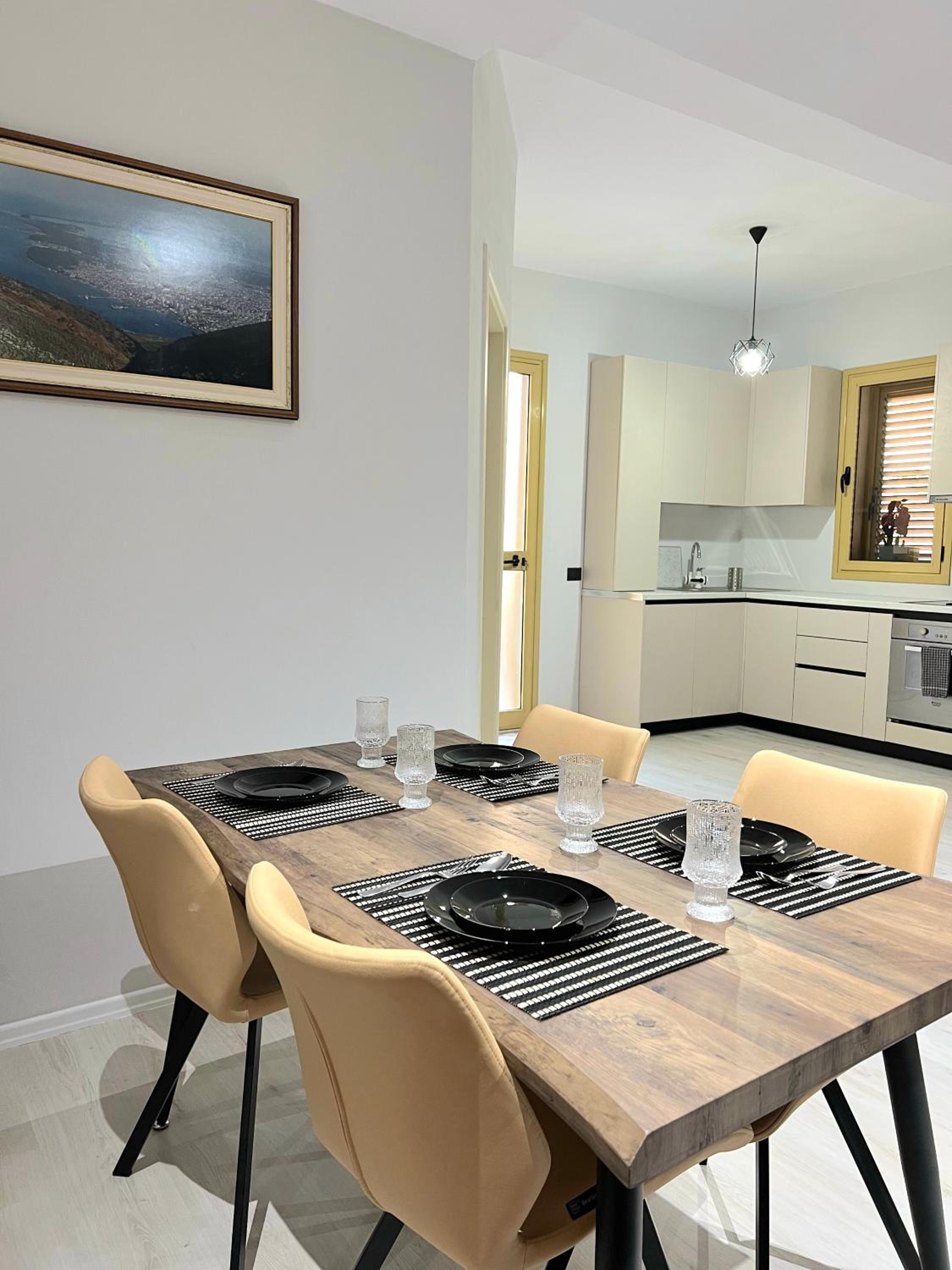 Spacious & Relaxing Home with Free Parking