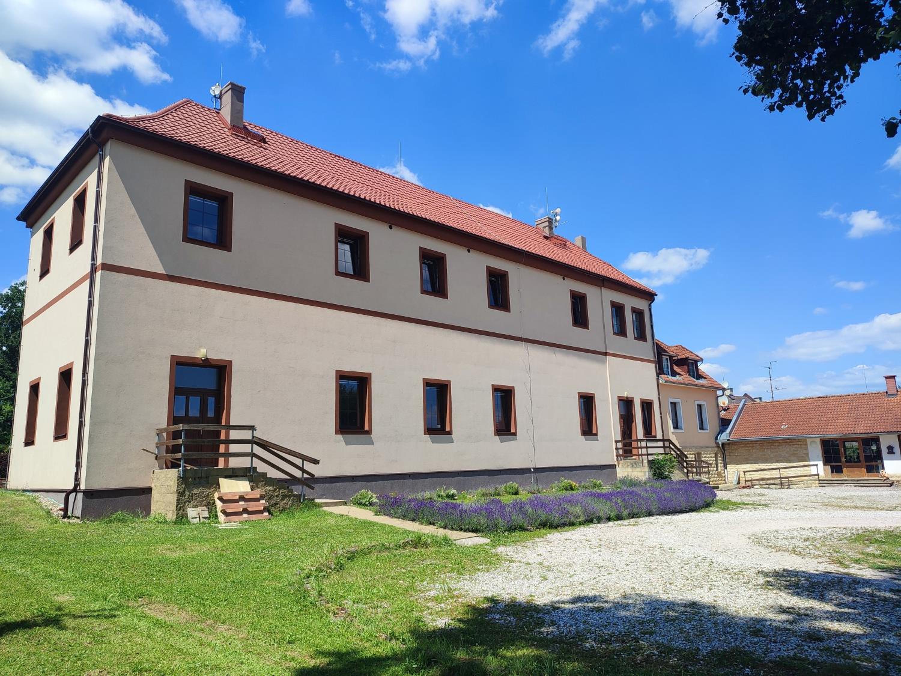 Zámeček Čeřov