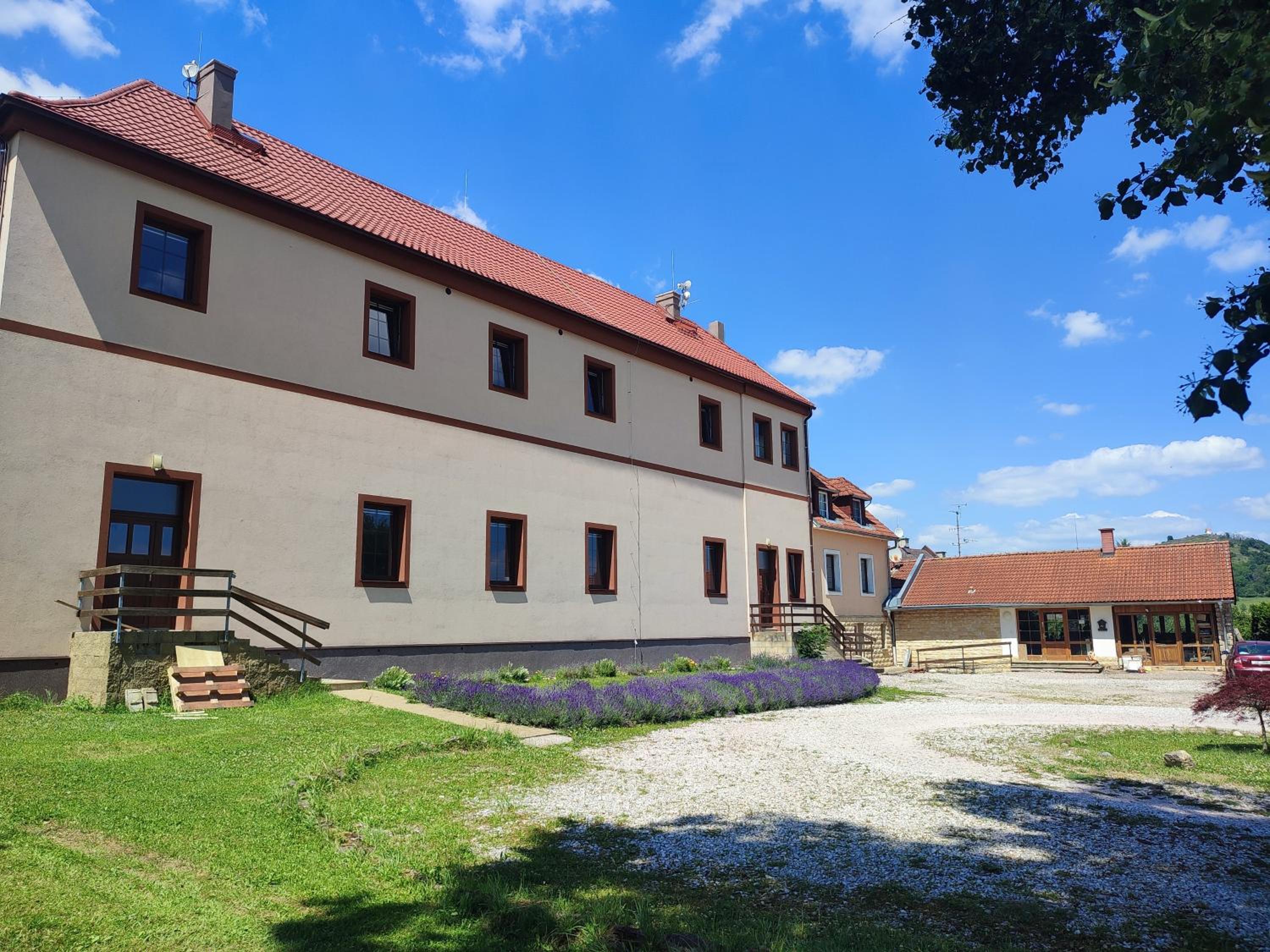Zámeček Čeřov