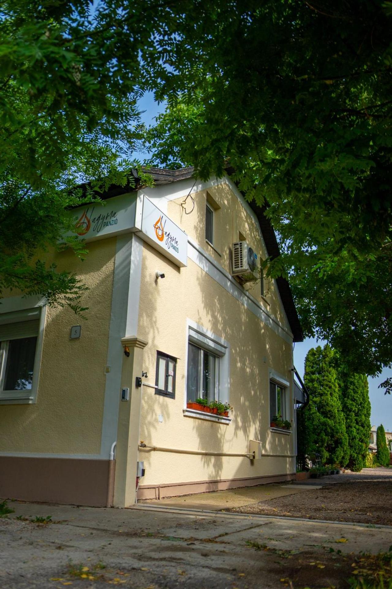Photo 51
