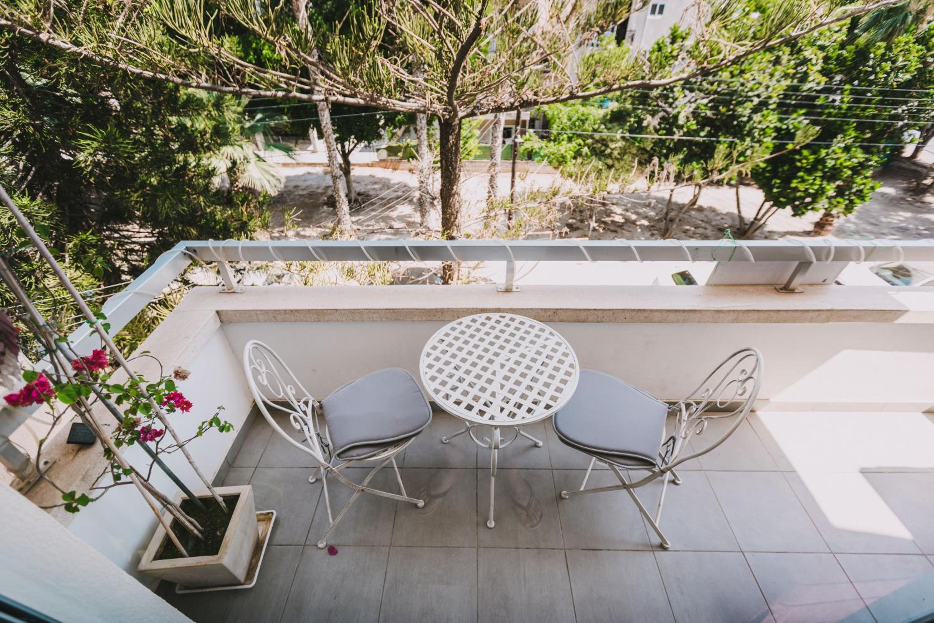 Limassol Vacations - Neapolis Residence Spacious Quiet Near beach - Property Image 10