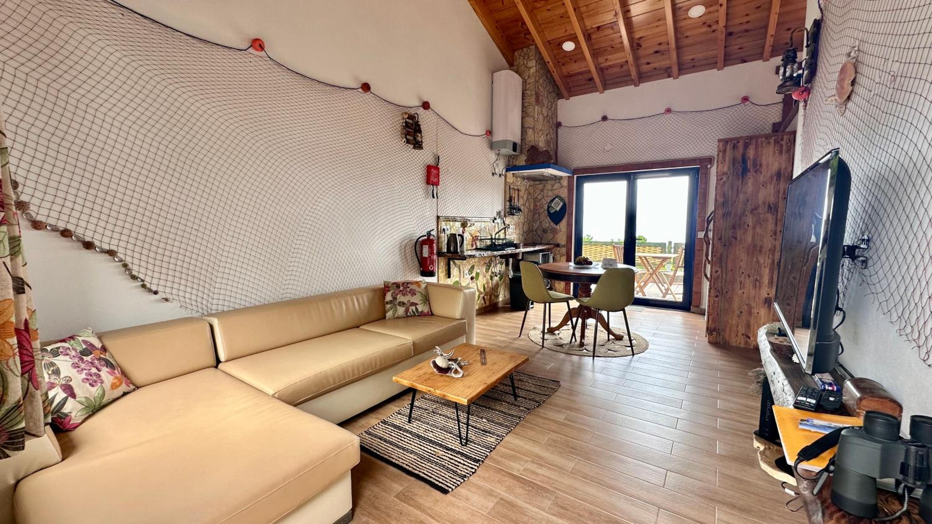 Flora e Fauna House