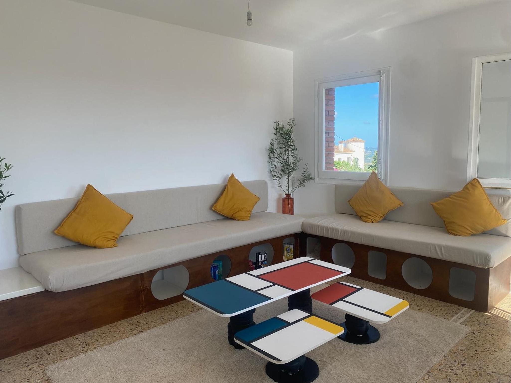 lounge