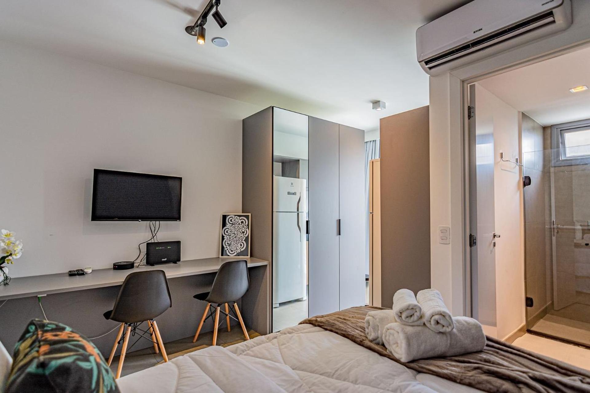 By Dabra House: Studios completos em Moema em frente ao shopping Ibirapuera