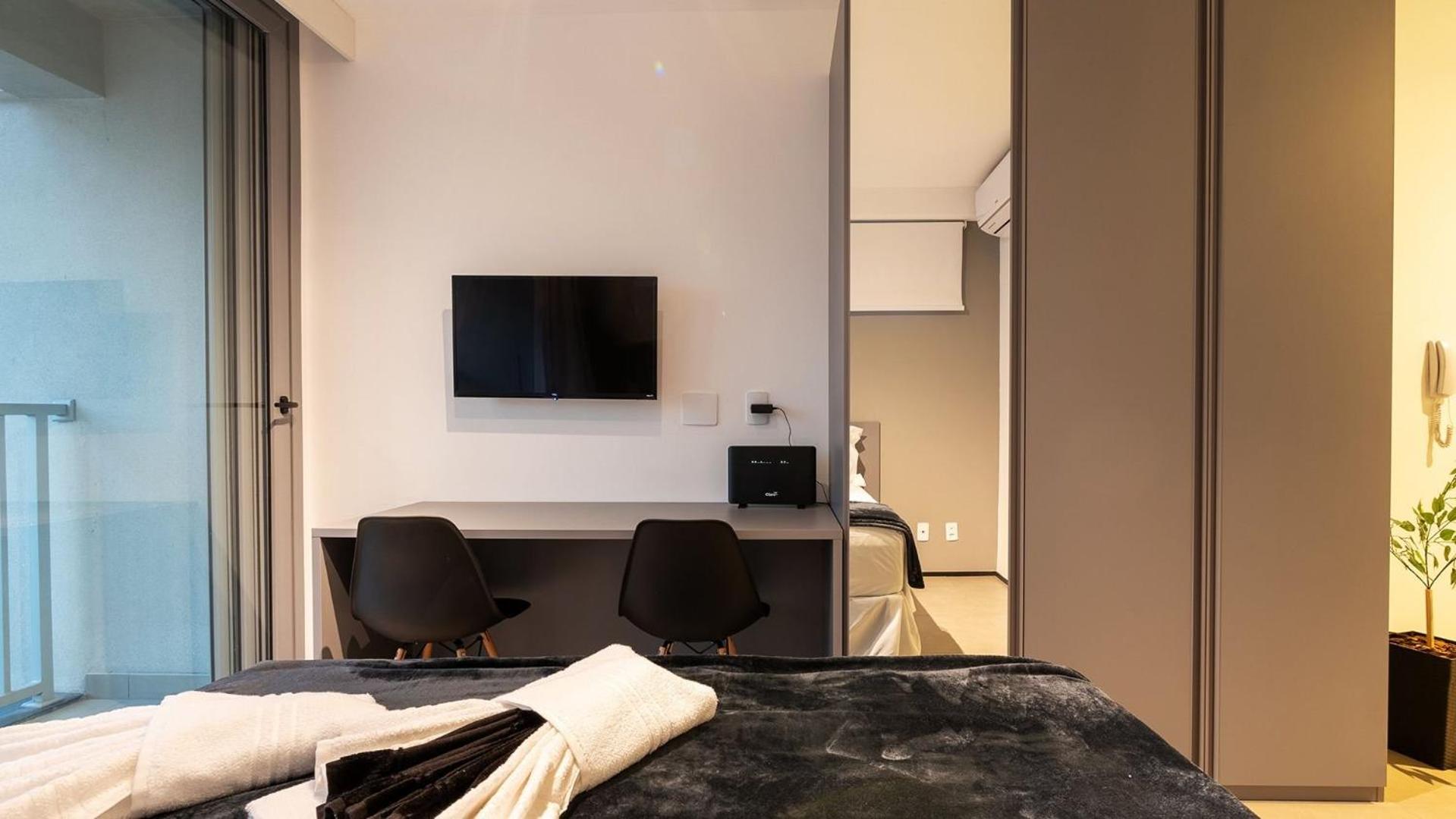 By Dabra House: Studios completos em Moema em frente ao shopping Ibirapuera