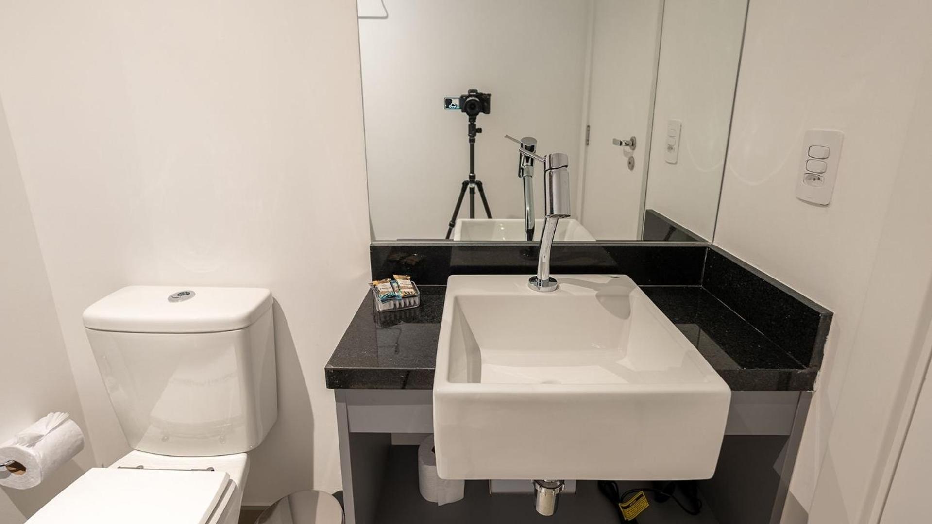 By Dabra House: Studios completos em Moema em frente ao shopping Ibirapuera