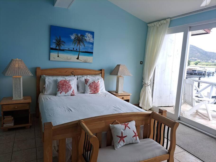Beautiful villa less than 5 minutes from the beach