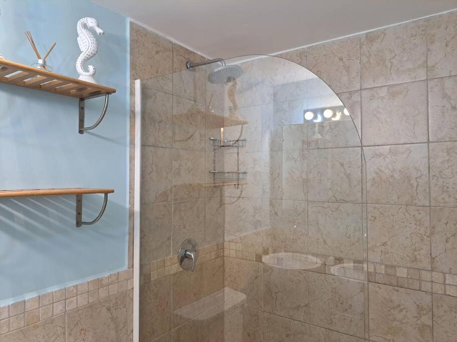 Beautiful villa less than 5 minutes from the beach