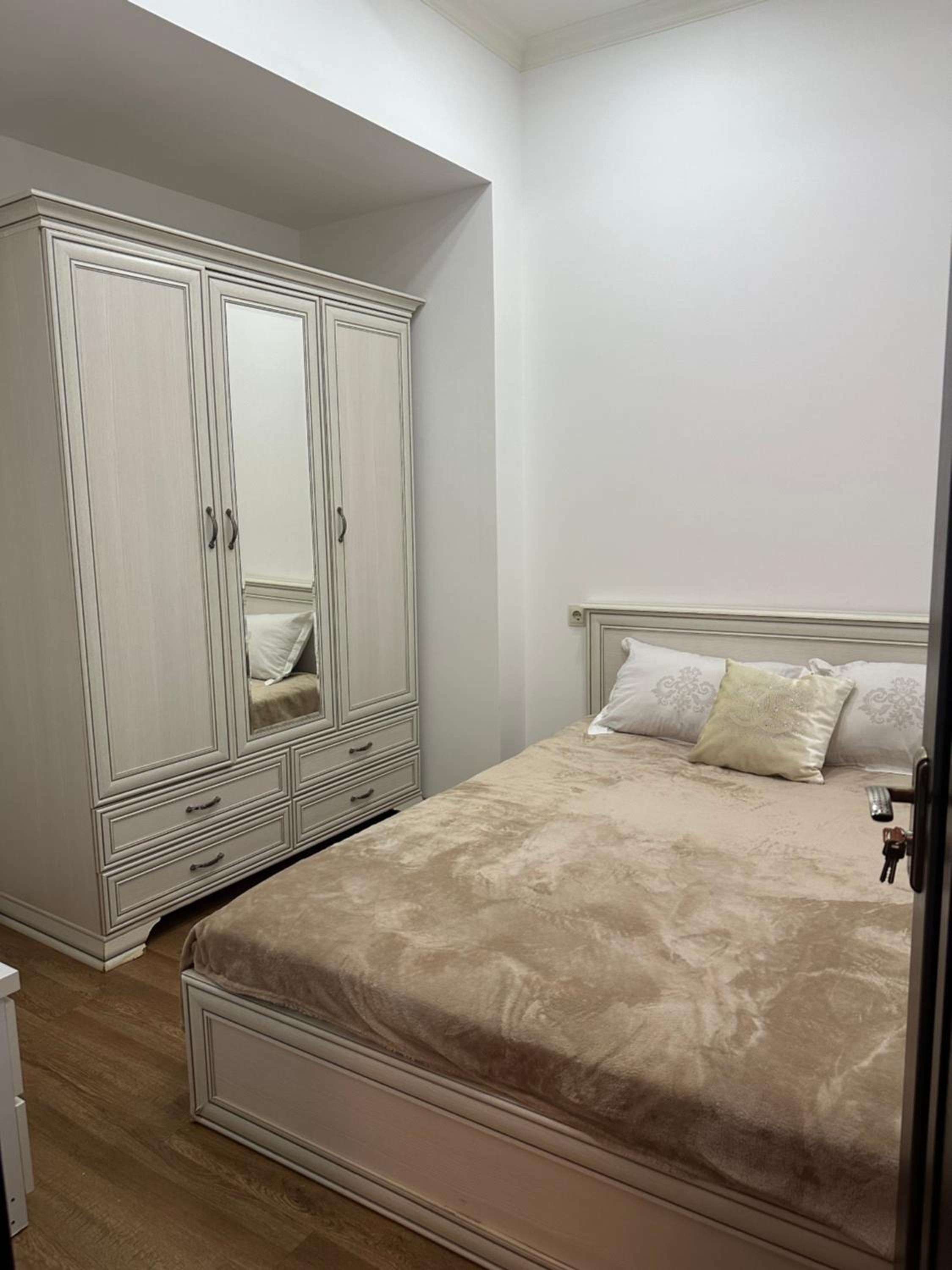 Apartment on Gorky Street view 3