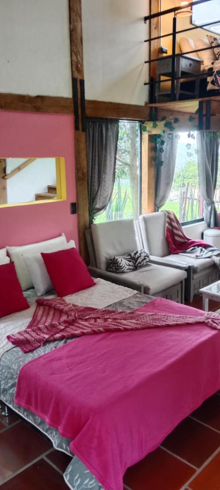 Tiny House Valiosa Paipa Boyacá
