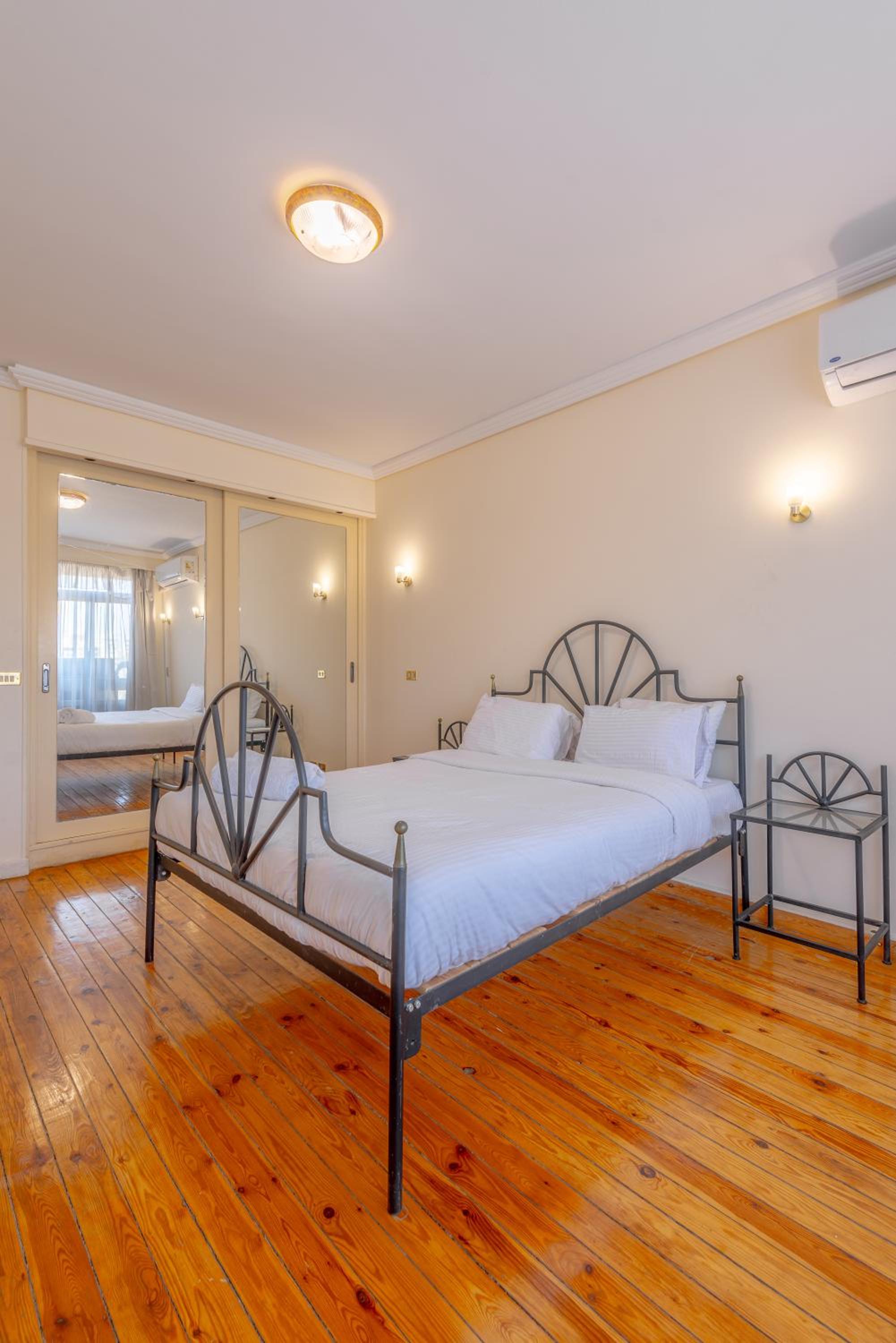 Royal 3 bedrooms apartment