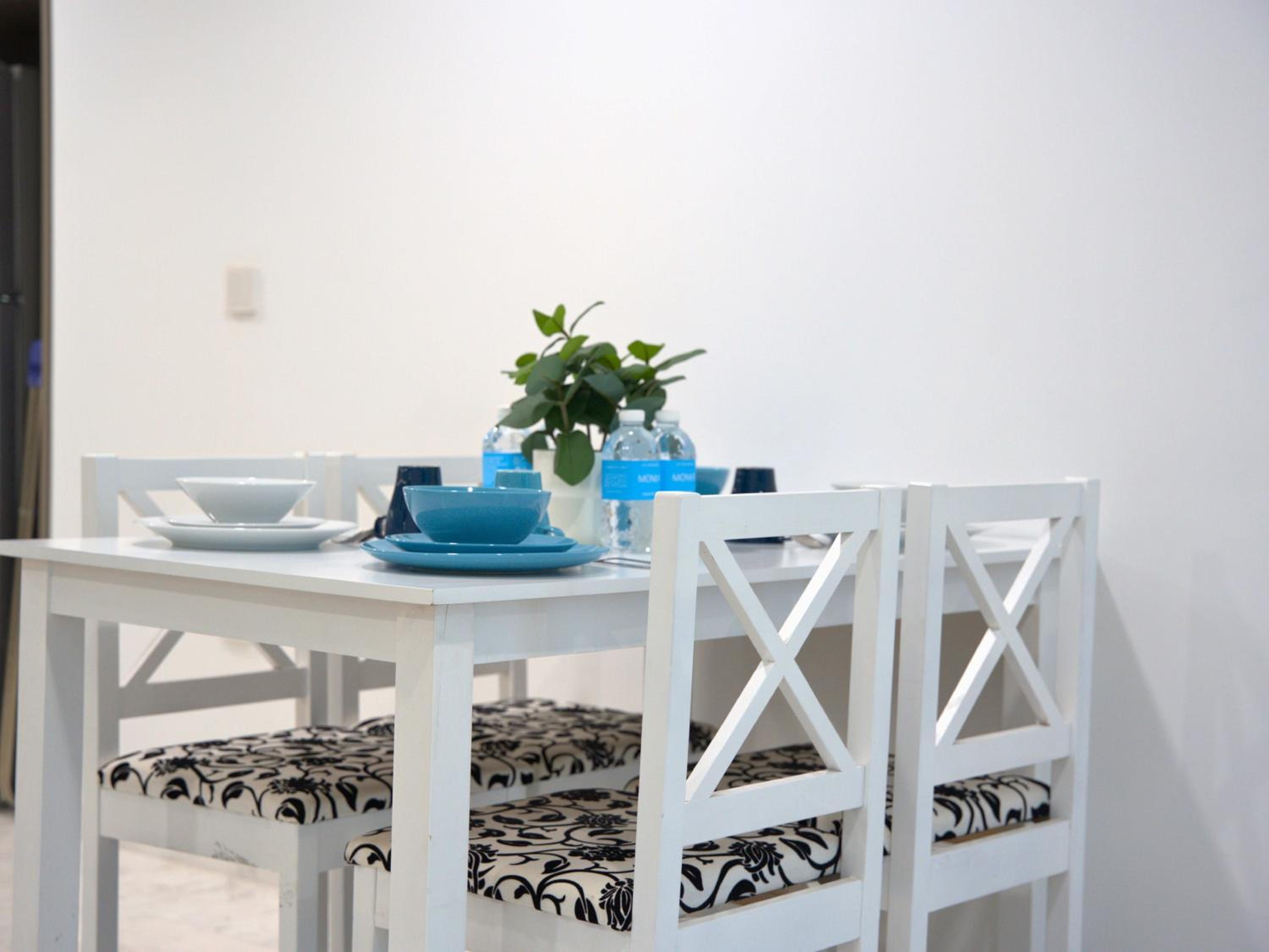 Eaton Residence Yemala