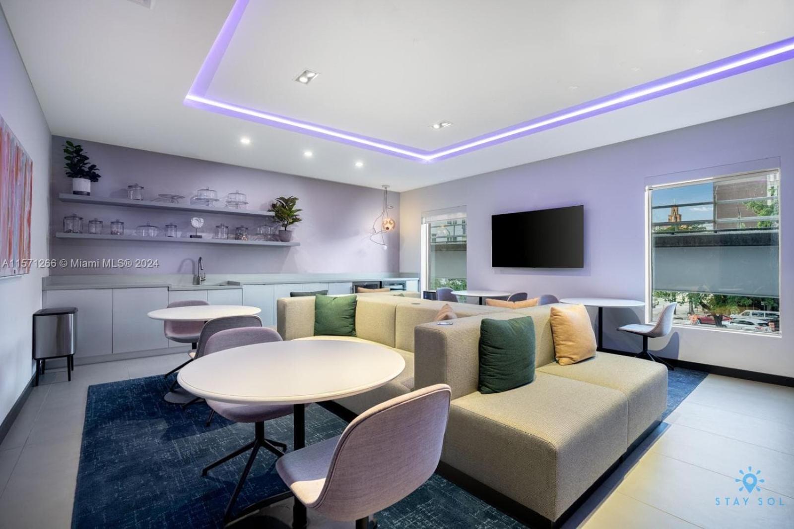 lounge