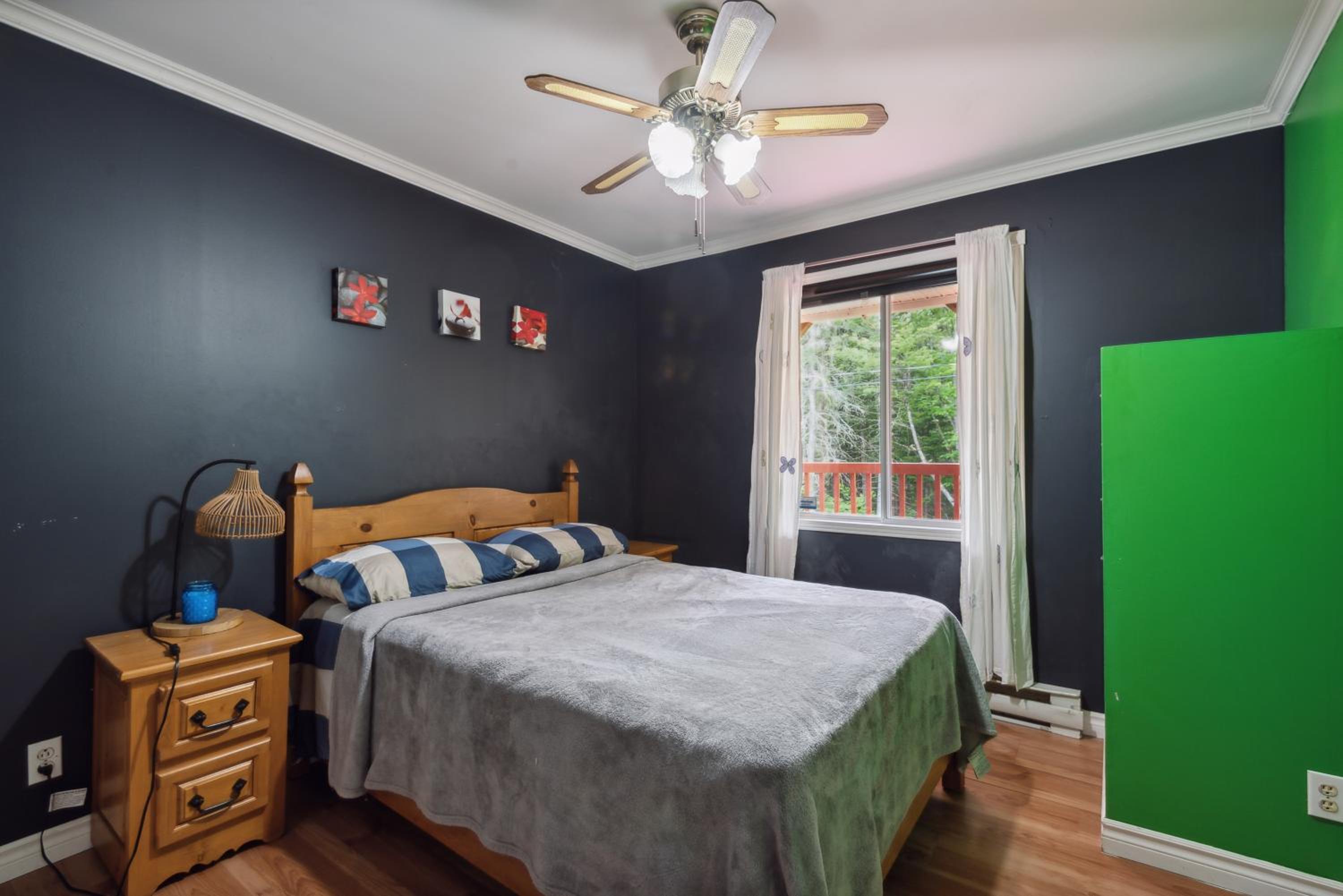 Havre de détente avec foyer et spa