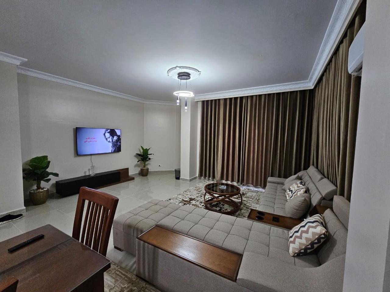 Two bedrooms -2 Bathrooms - Home