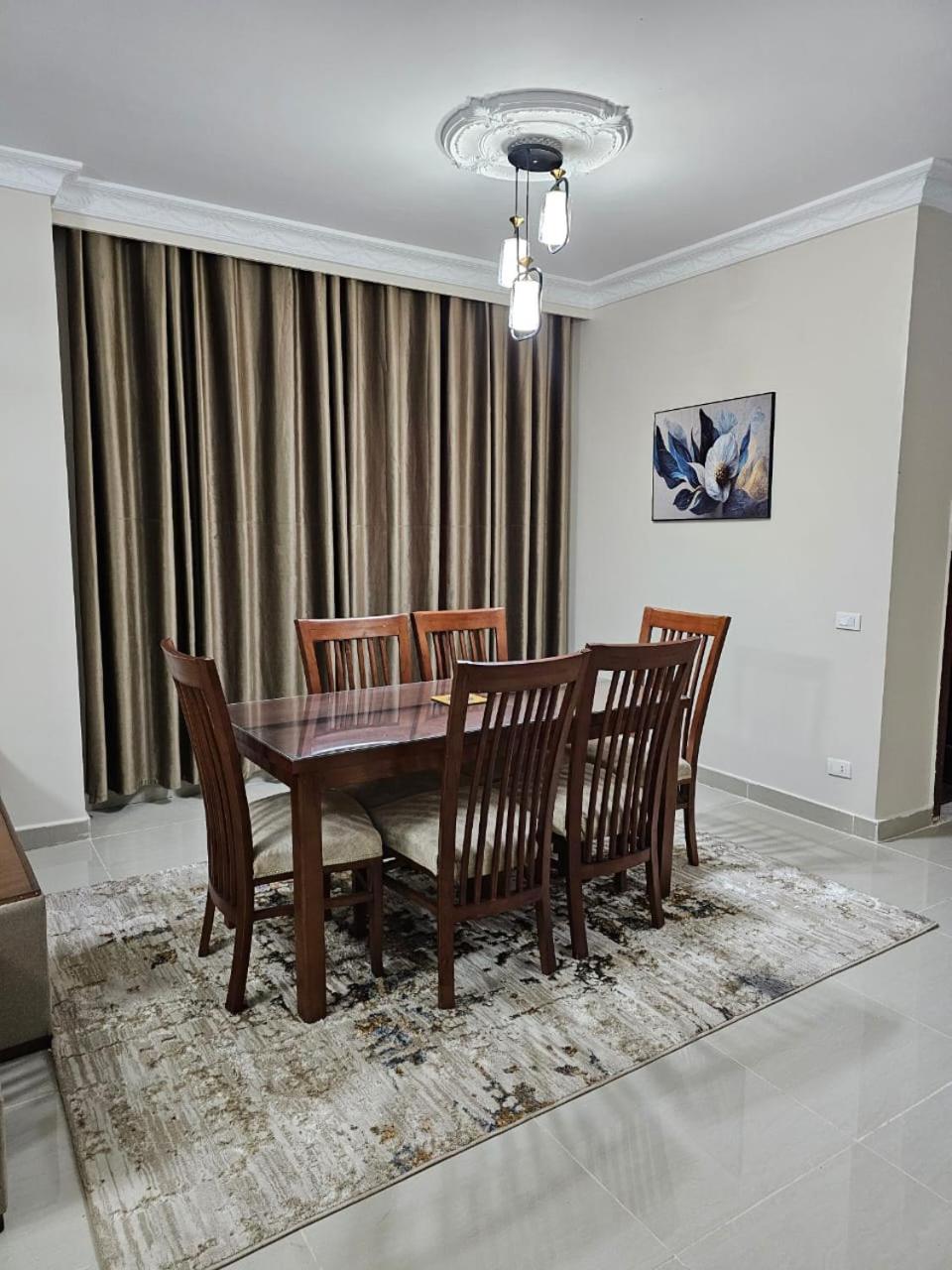 Two bedrooms -2 Bathrooms - Home