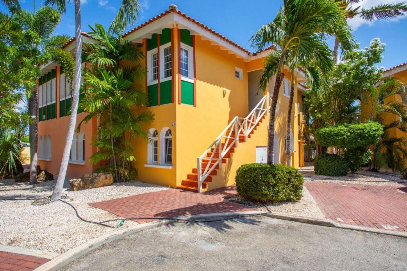 Spanish Keys Appartment met zwembad