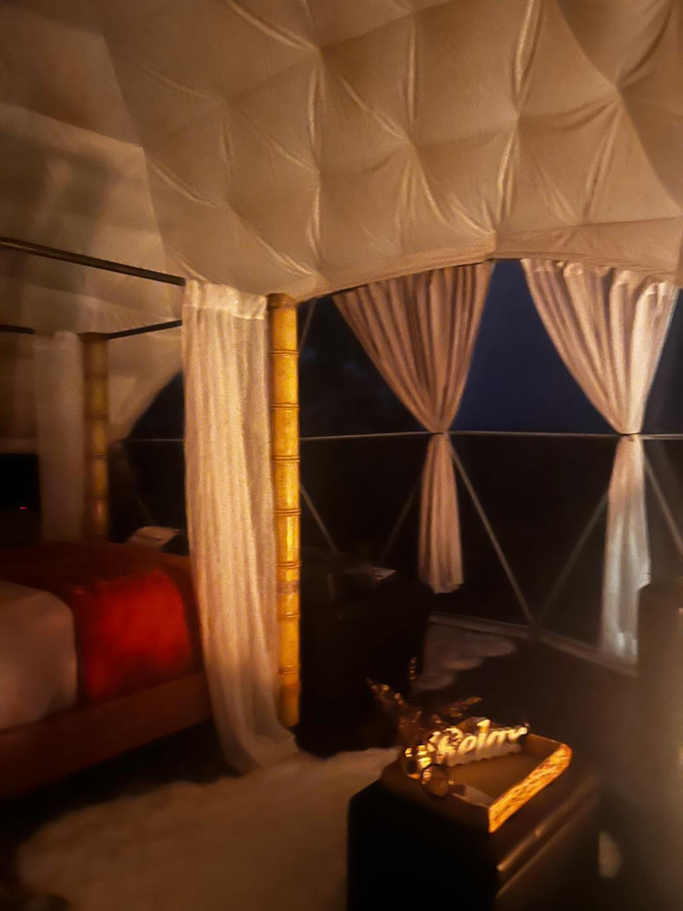 WATERFRONT LUXURY GLAMPING DOME