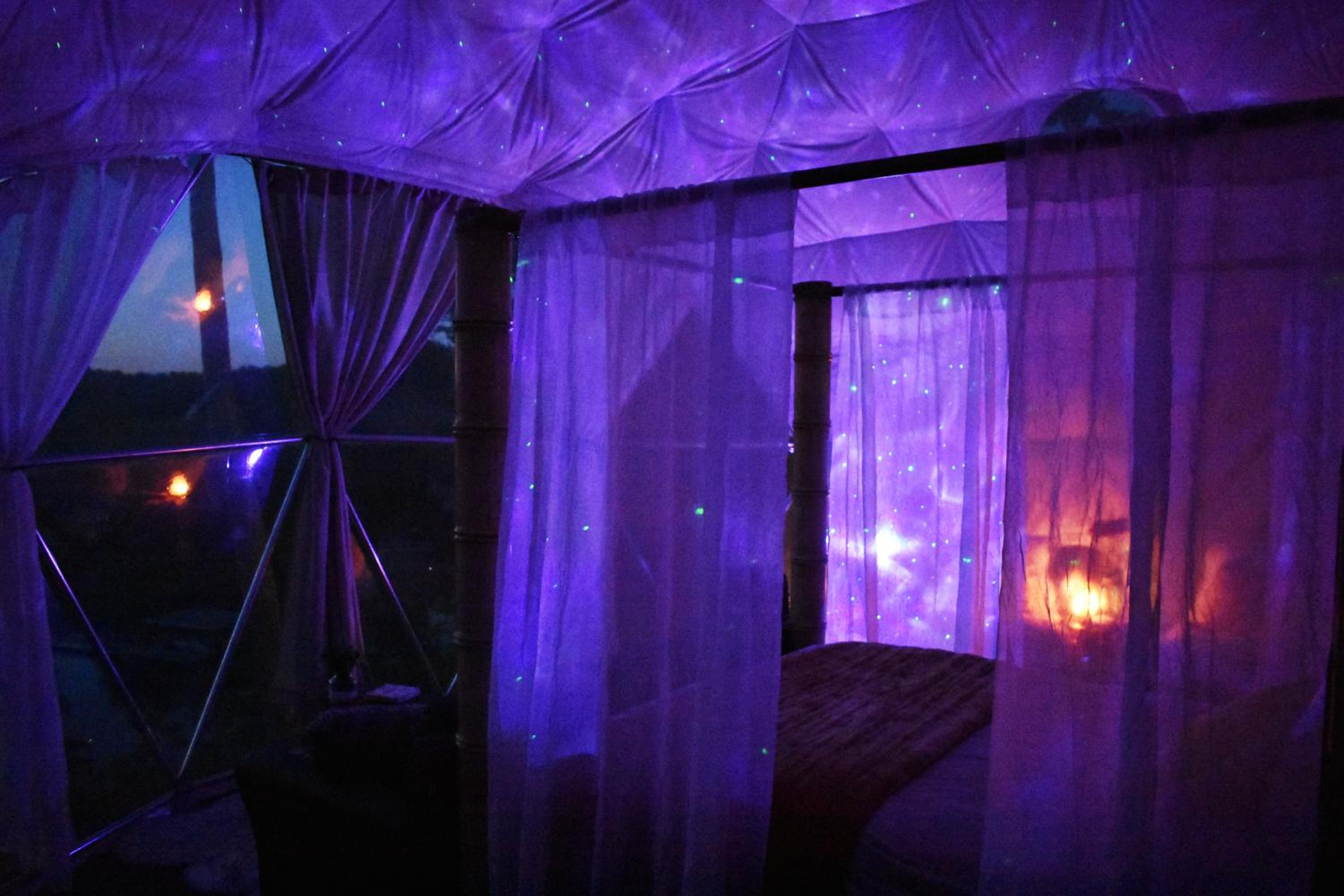 WATERFRONT LUXURY GLAMPING DOME