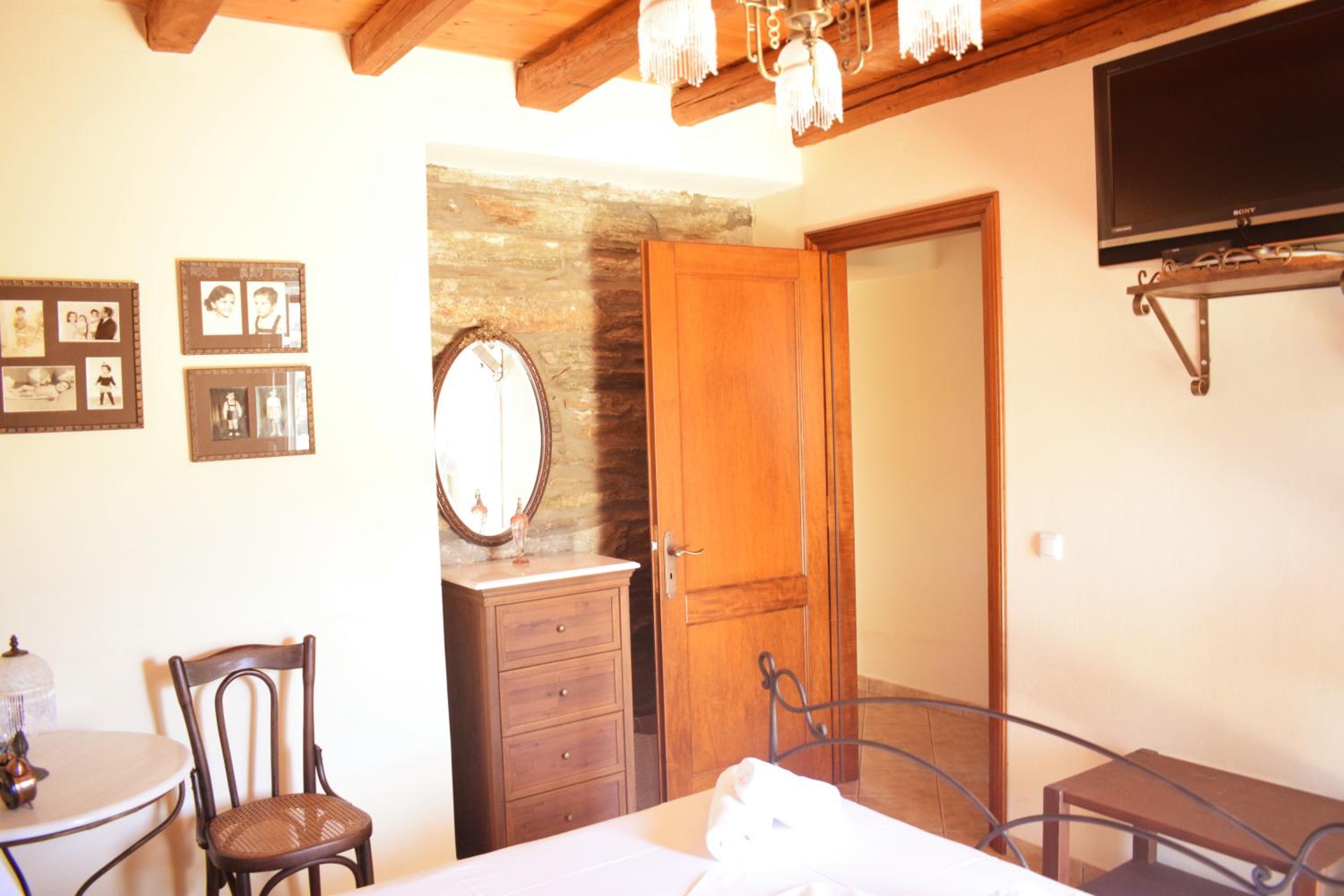 villa eirini
