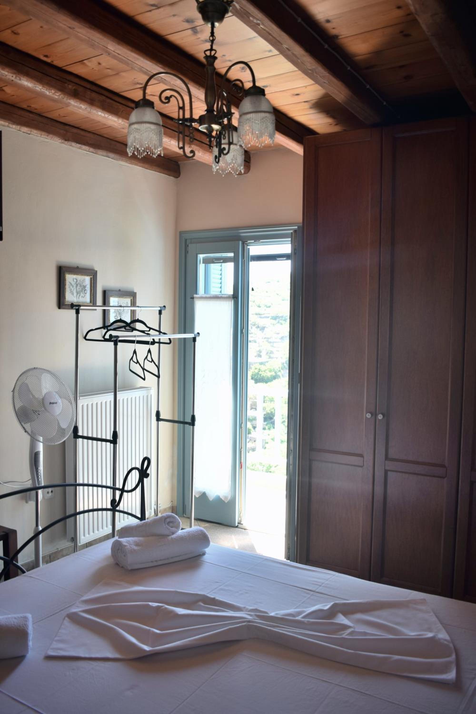 villa eirini