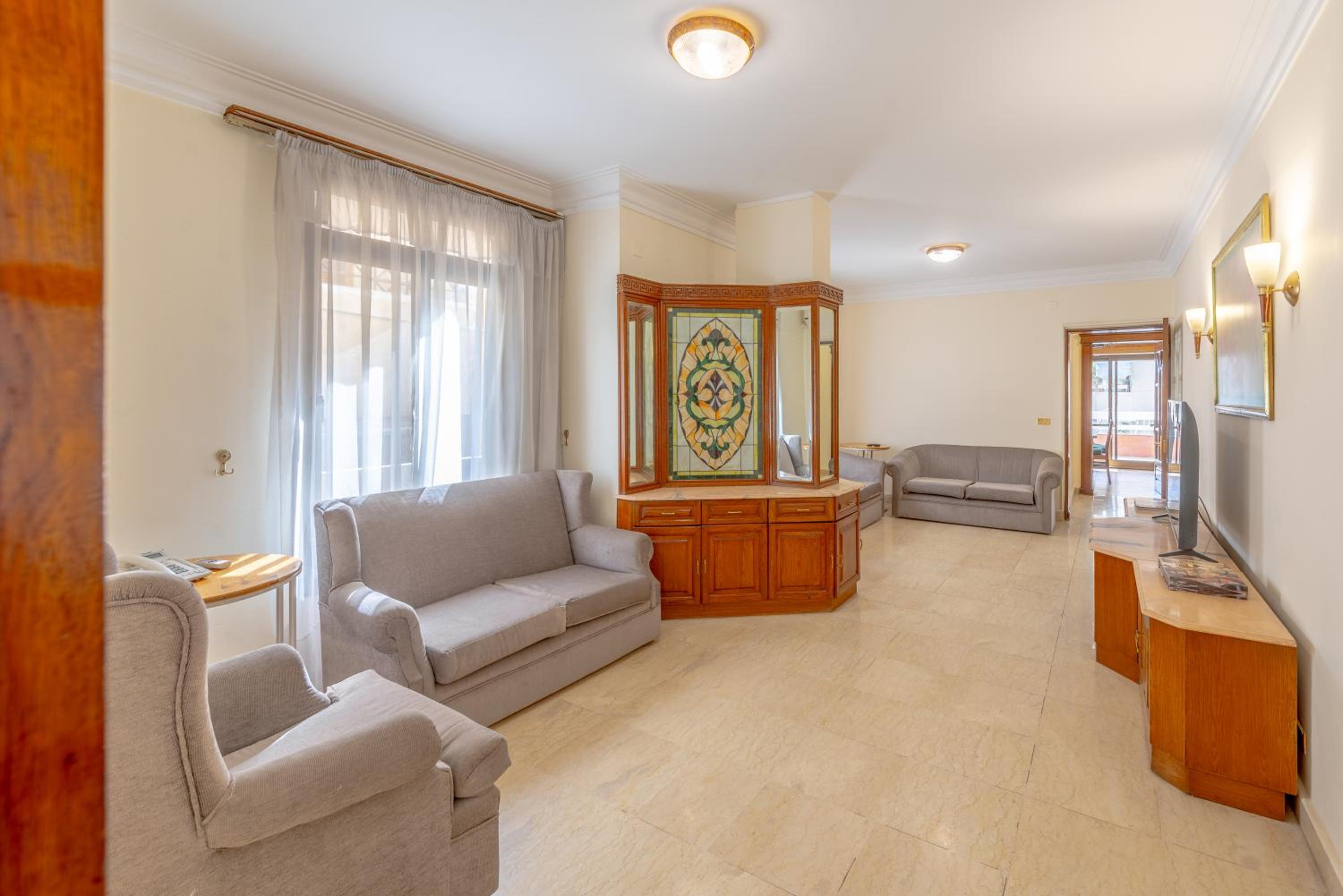 Royal 3 bedrooms apartment