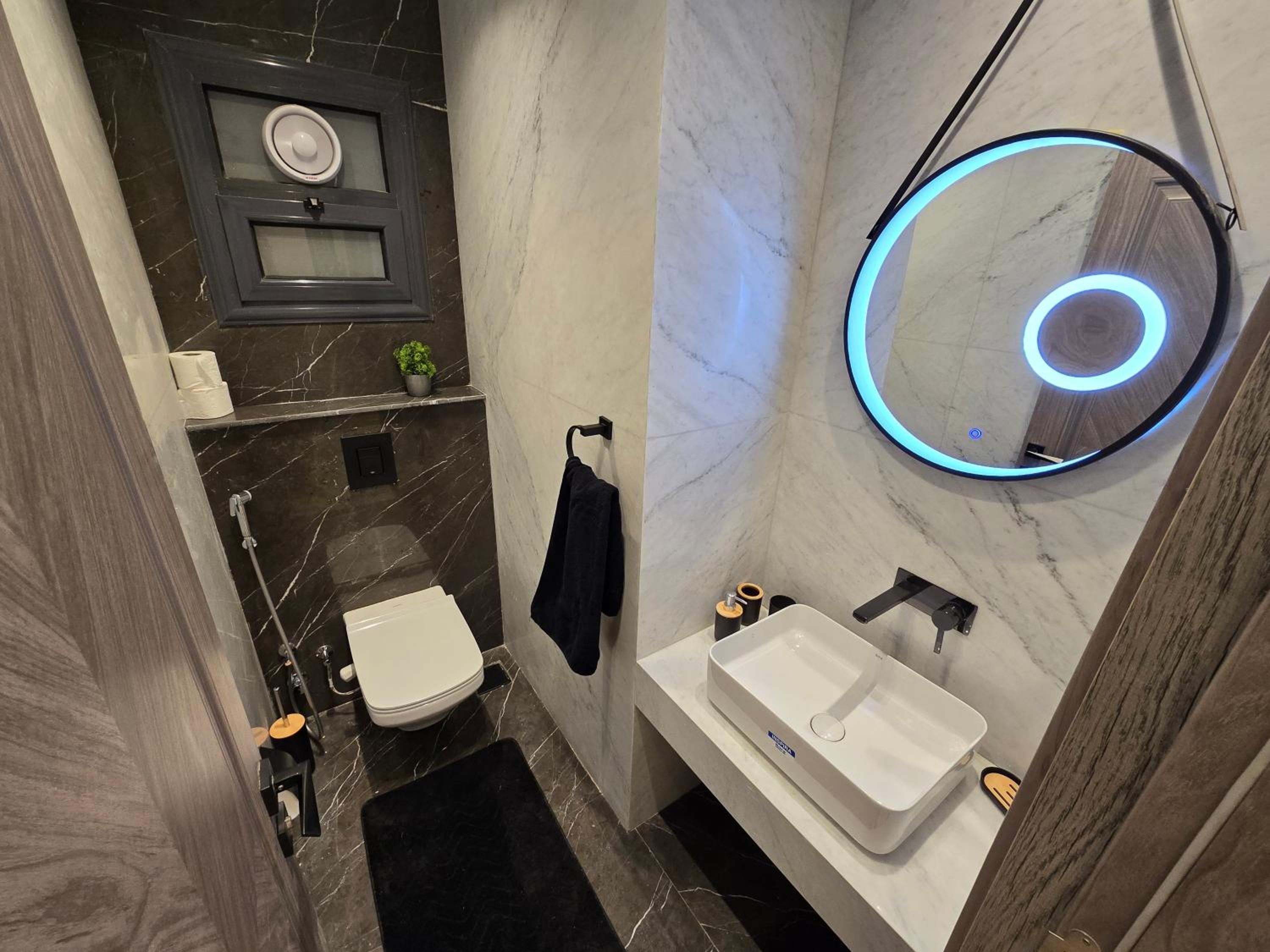 NEW Luxurious 3 bedroom APT Mosadak St Dokki