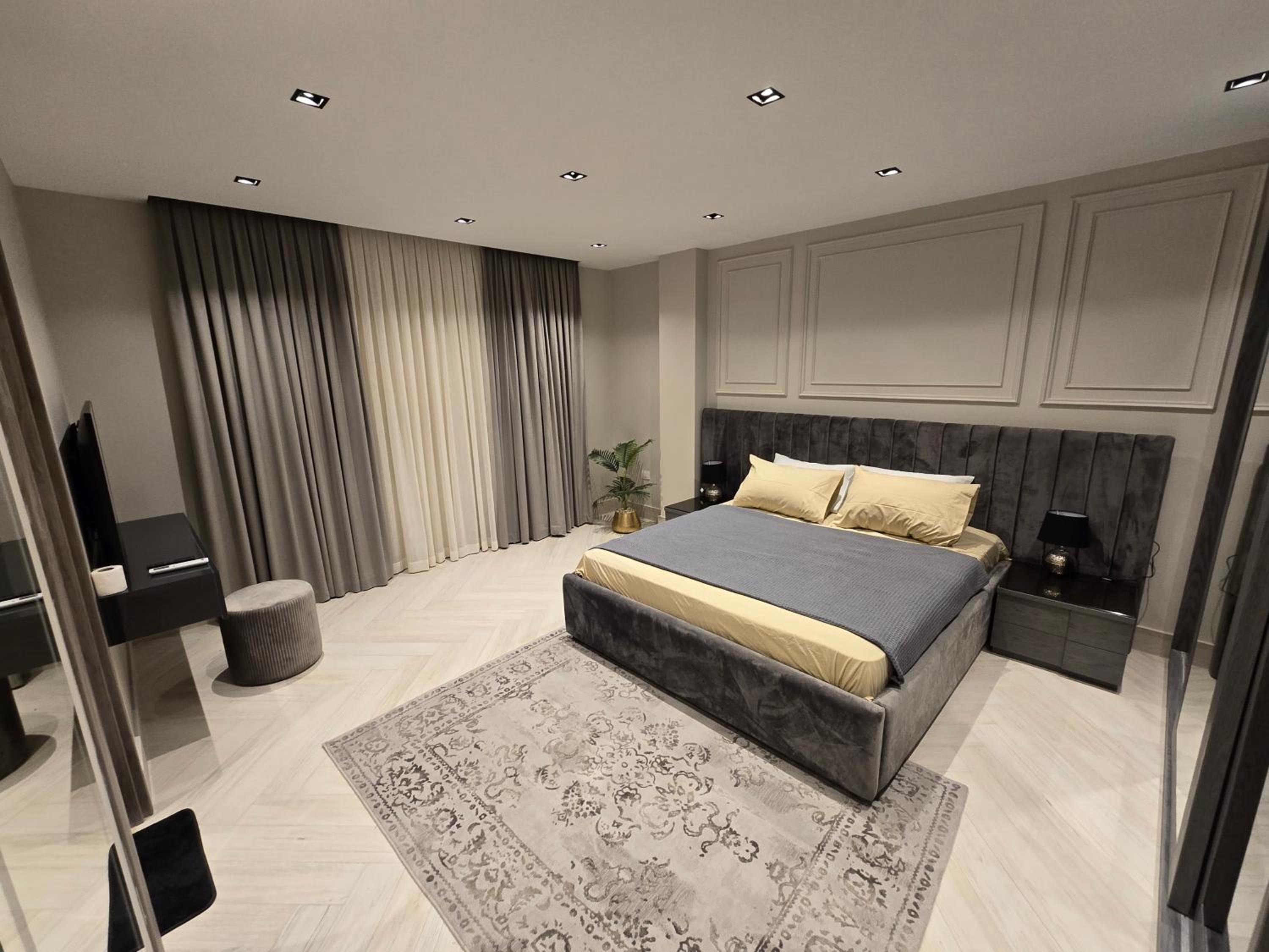 NEW Luxurious 3 bedroom APT Mosadak St Dokki