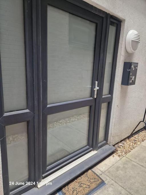 Spacious 1 Bedroom in Luton view 5