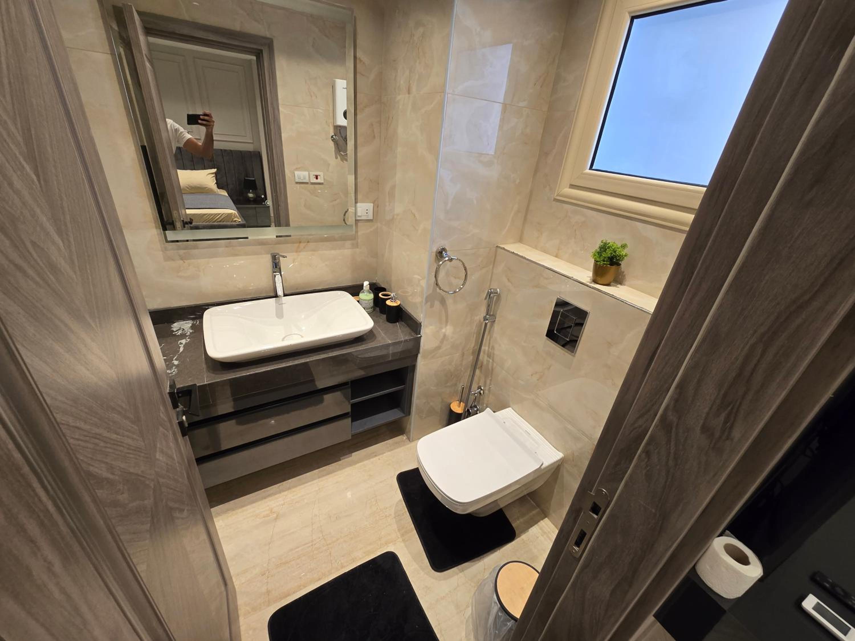 NEW Luxurious 3 bedroom APT Mosadak St Dokki