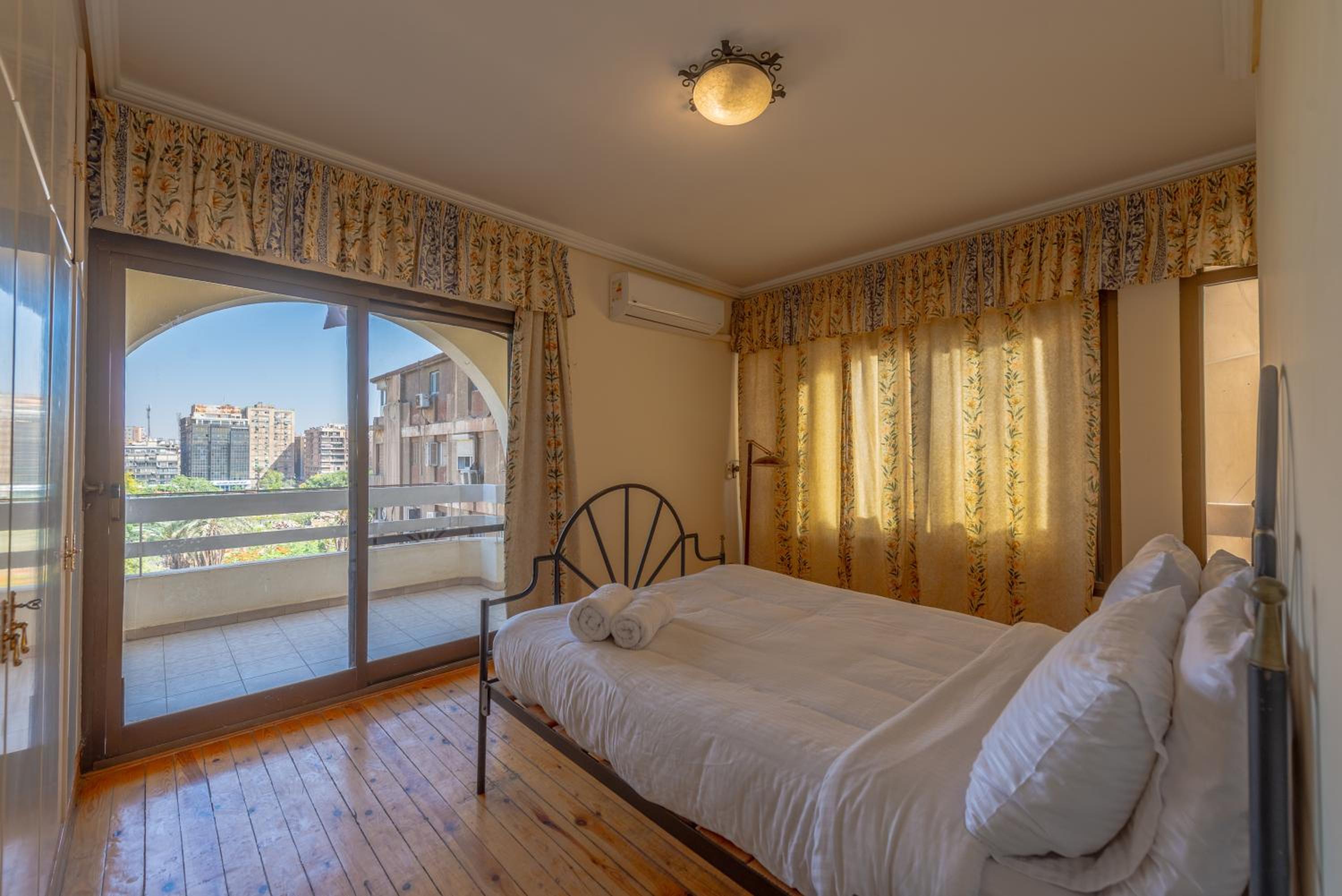 Royal 3 bedrooms apartment