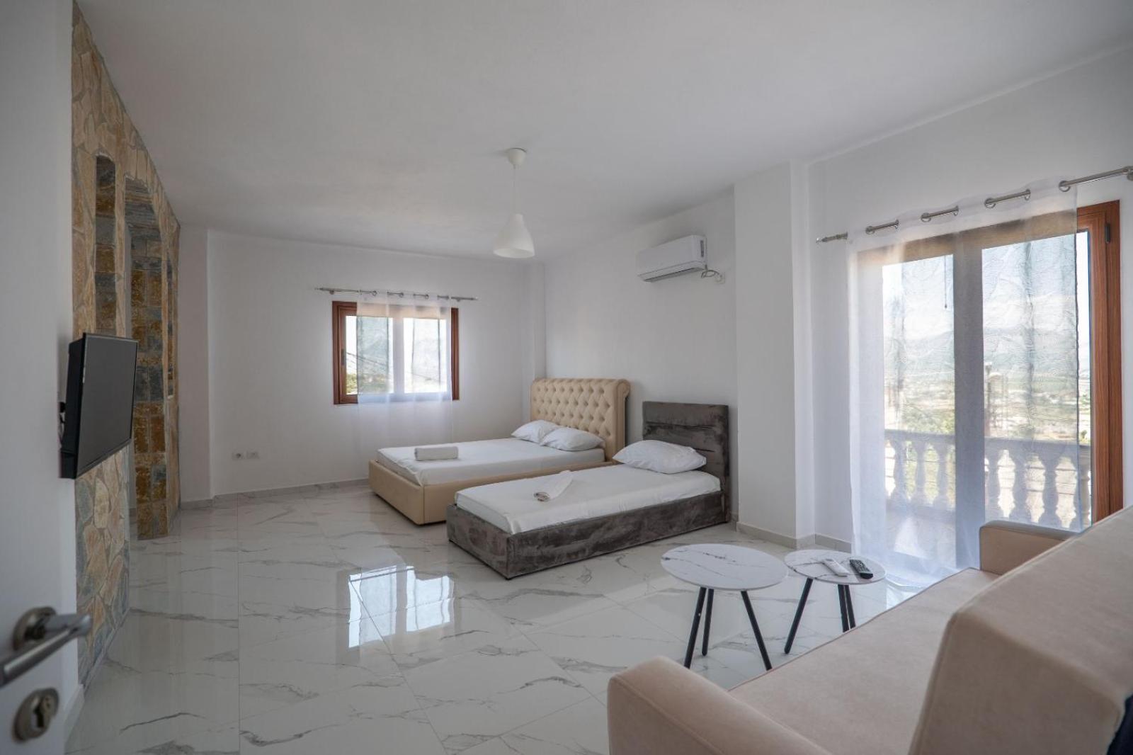 Villa Asllani ap2 photo 3