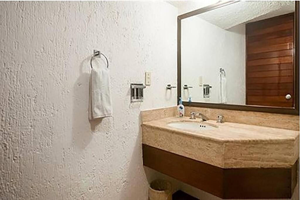 Cancún Villa Mexicana con acceso a la Playa