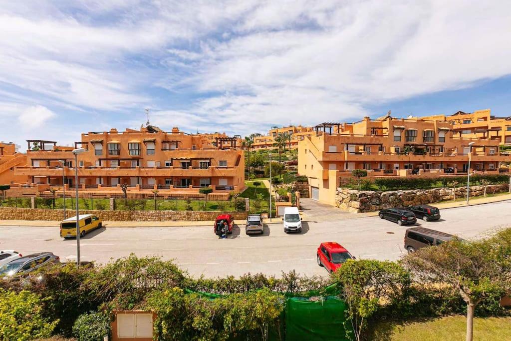 Casares Del Sol