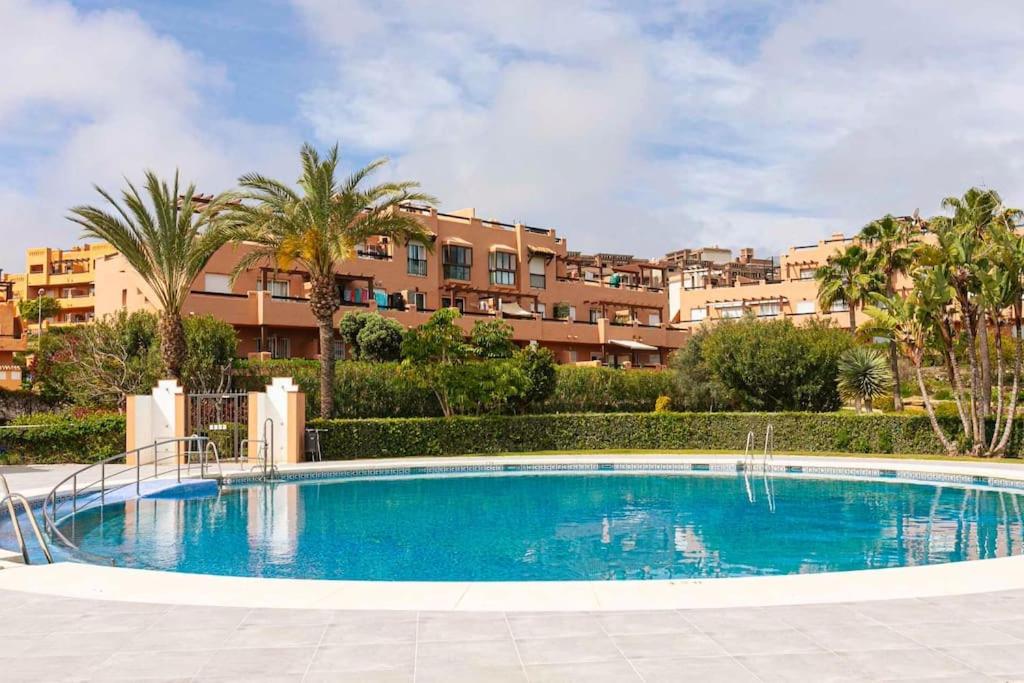 Casares Del Sol