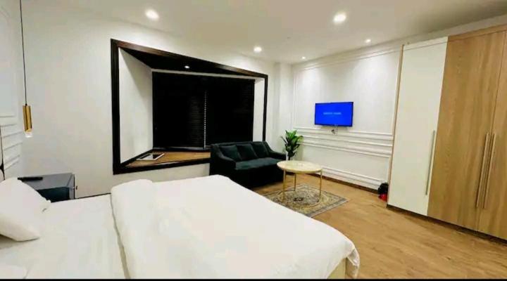 Luxury one bed Apartment in Penta Square DHA Lahore