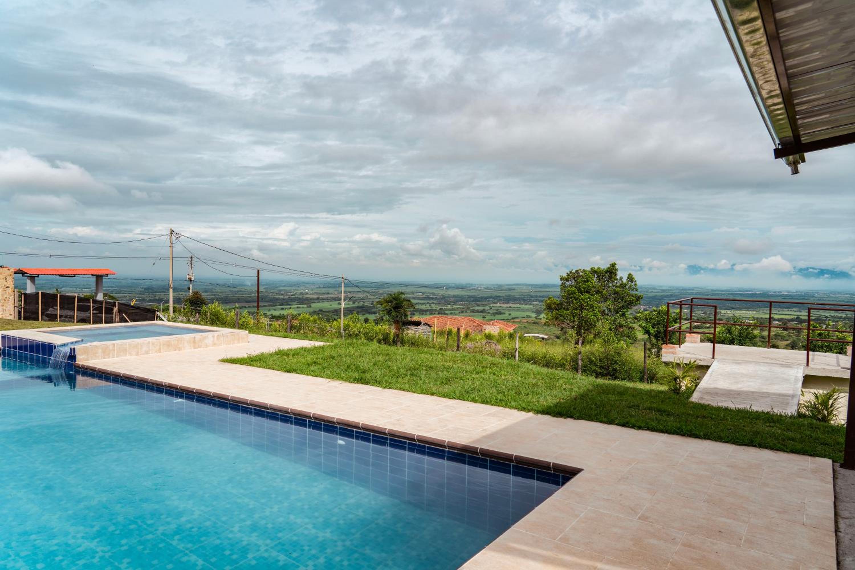 Villa Paraiso, Santa Elena Valle del Cauca
