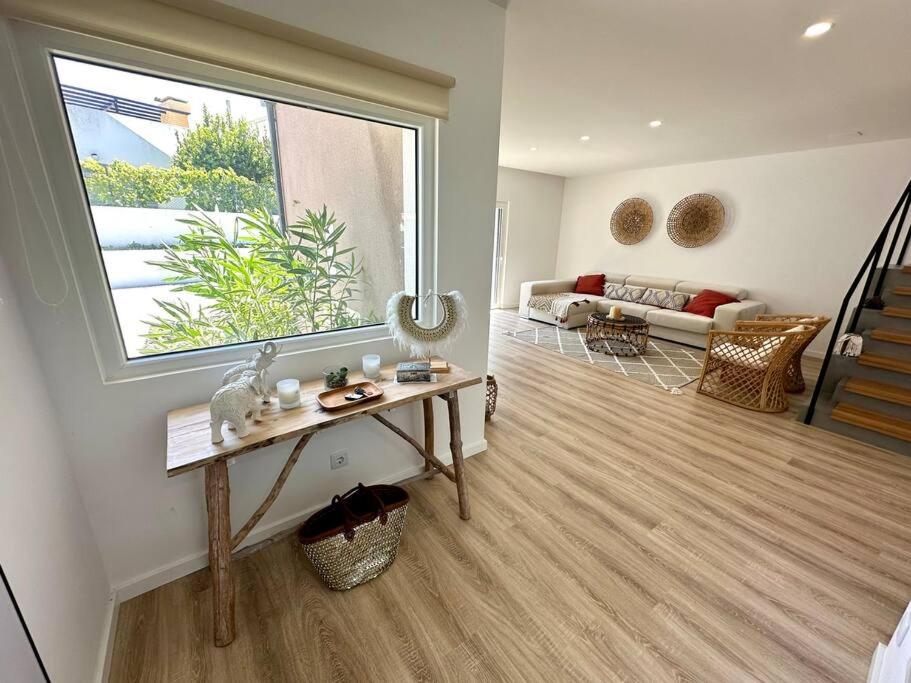 Charming Villa in Alfarim - Sesimbra view 3