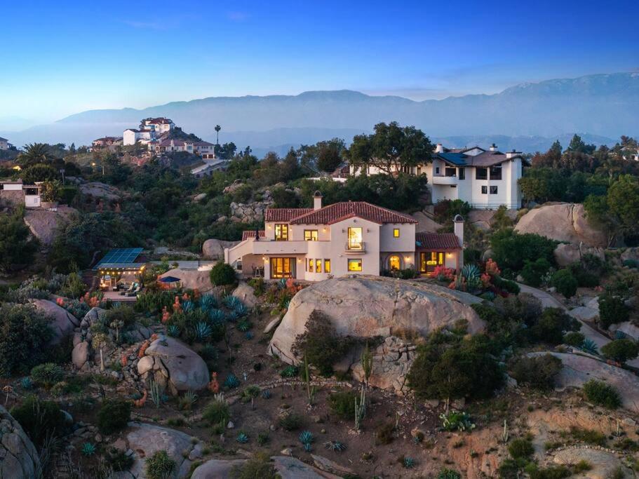 Mediterranean Haven with Views in Escondido