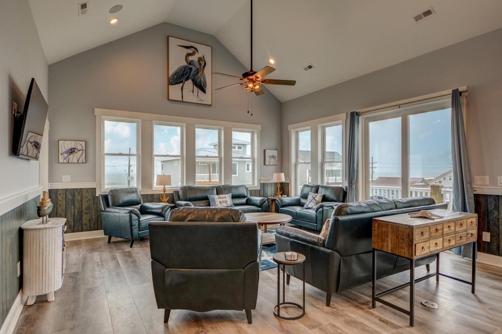 Nautical Pointe