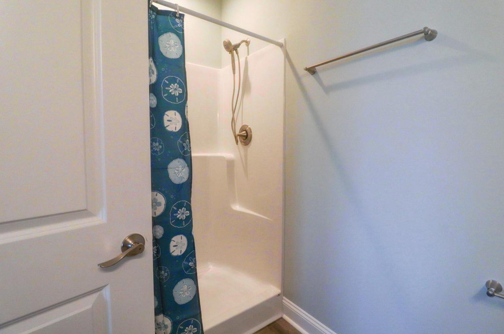 Nautical Pointe