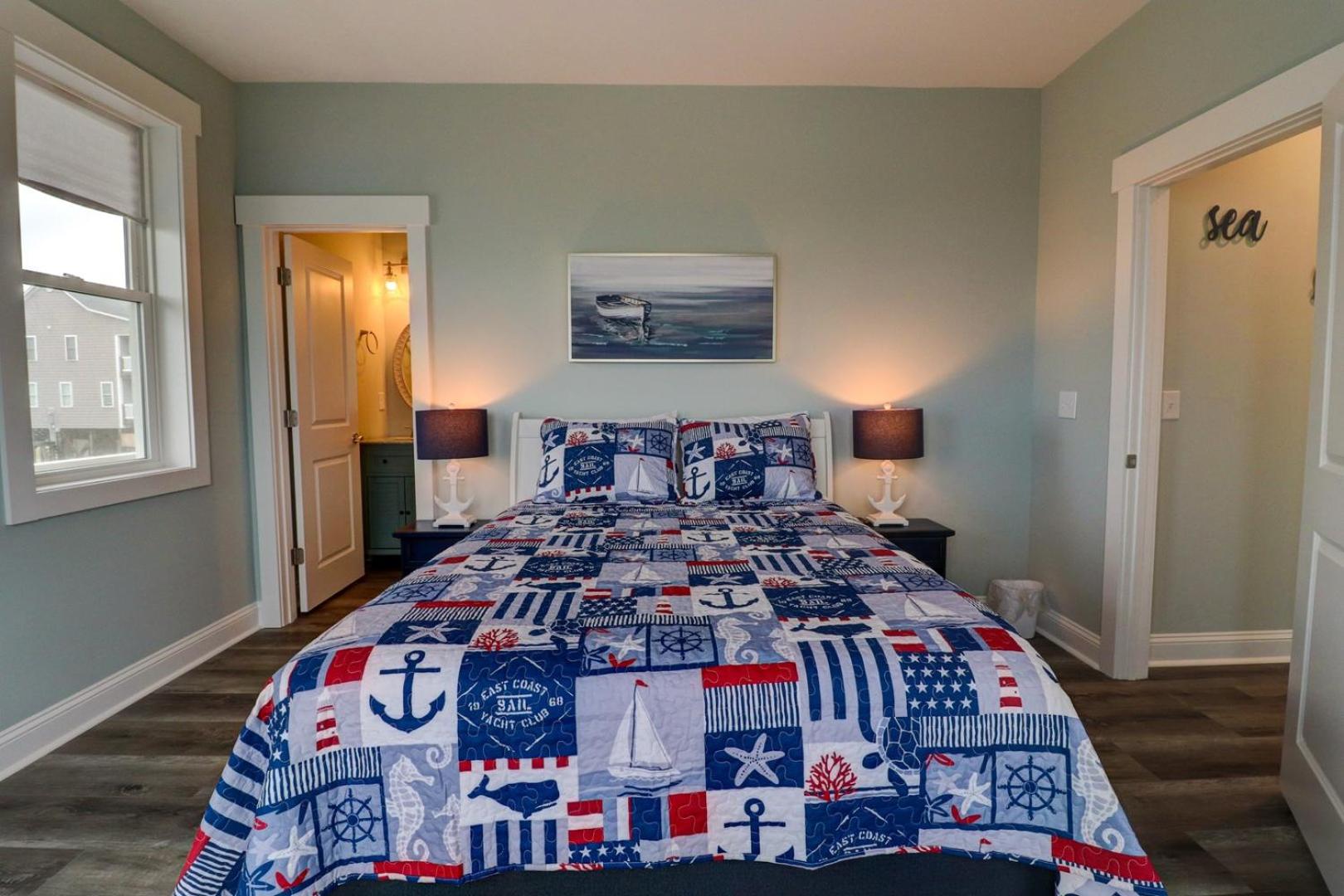 Nautical Pointe