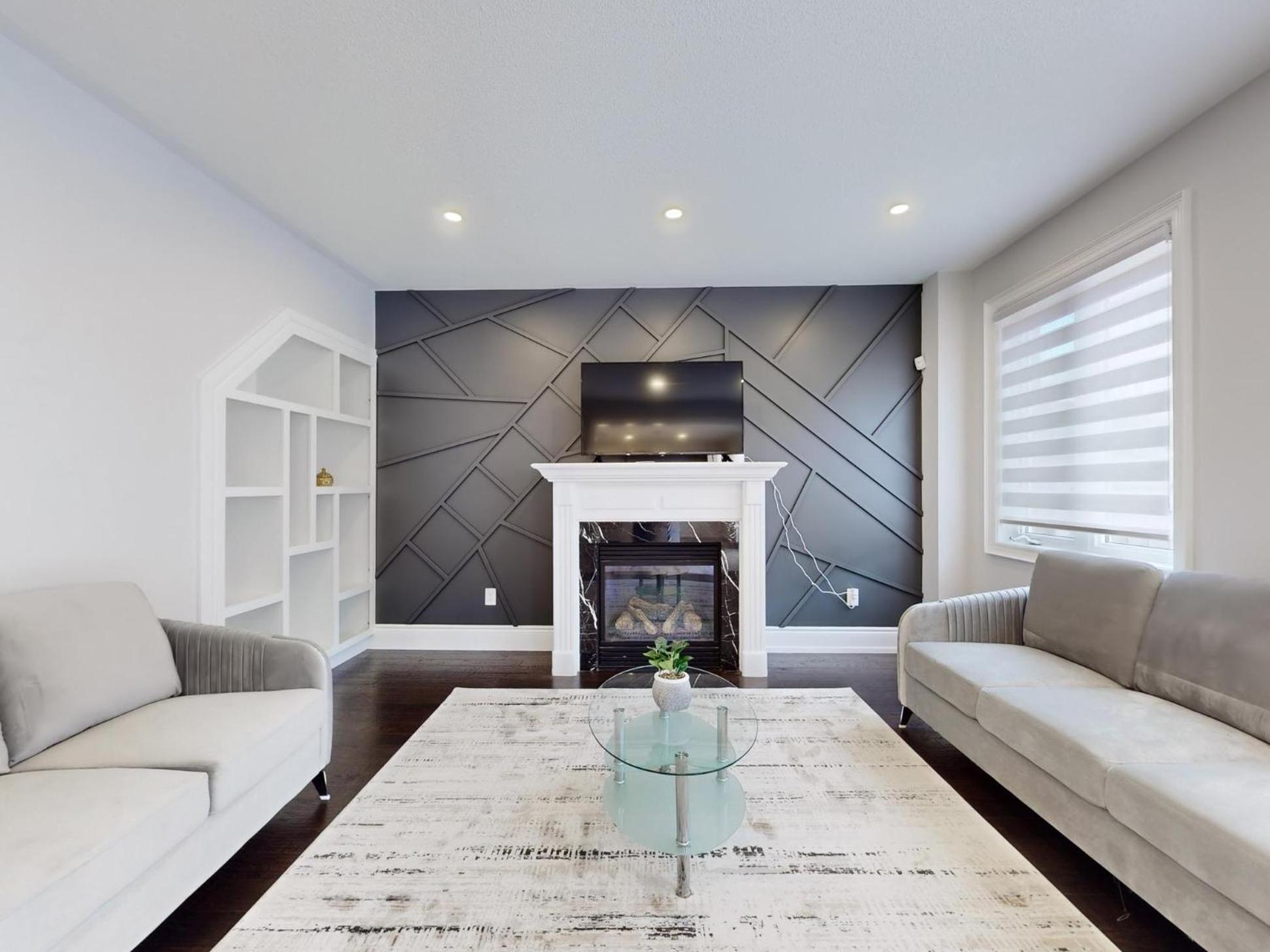 Custom & Luxurious Residence