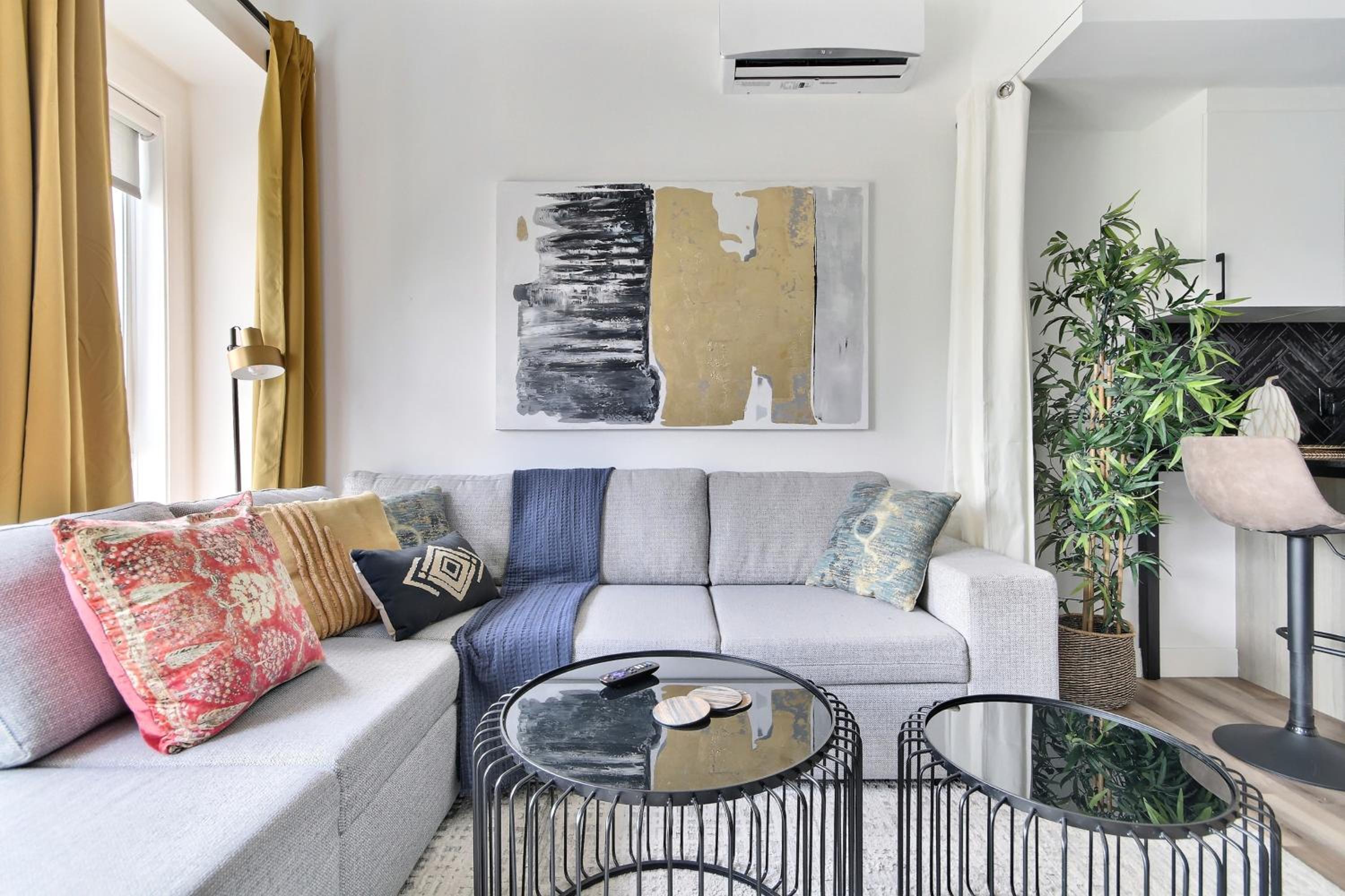 Penthouse, near old city