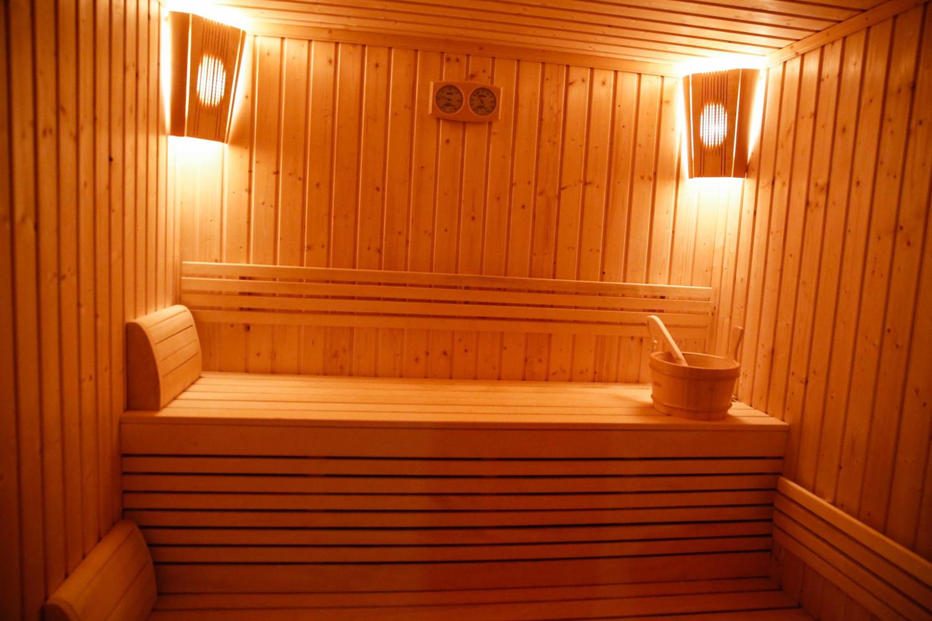 Einstein House & Spa