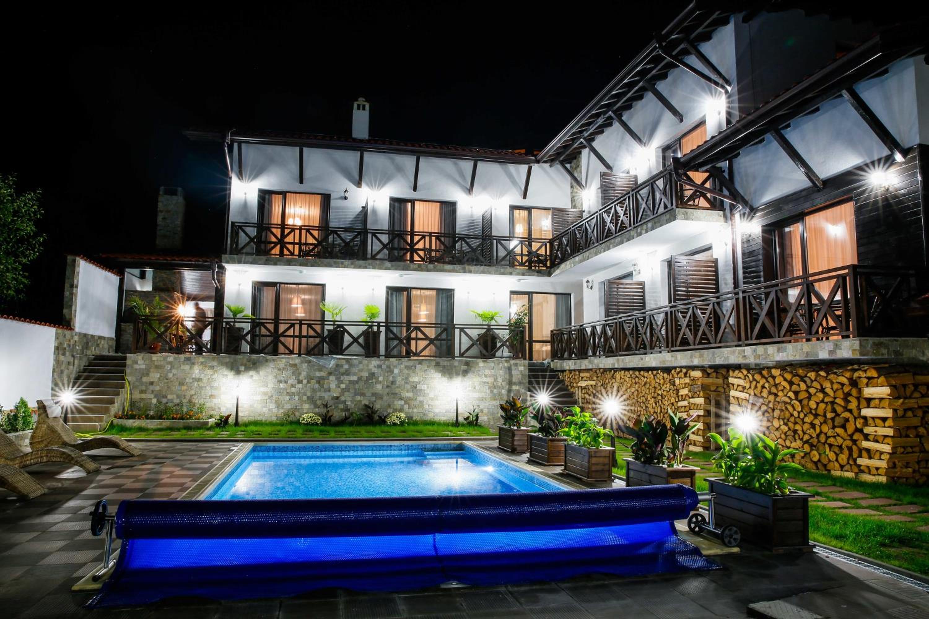 Einstein House & Spa