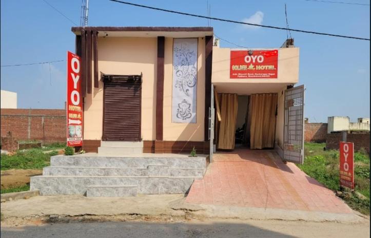 Hotel O Golden Star