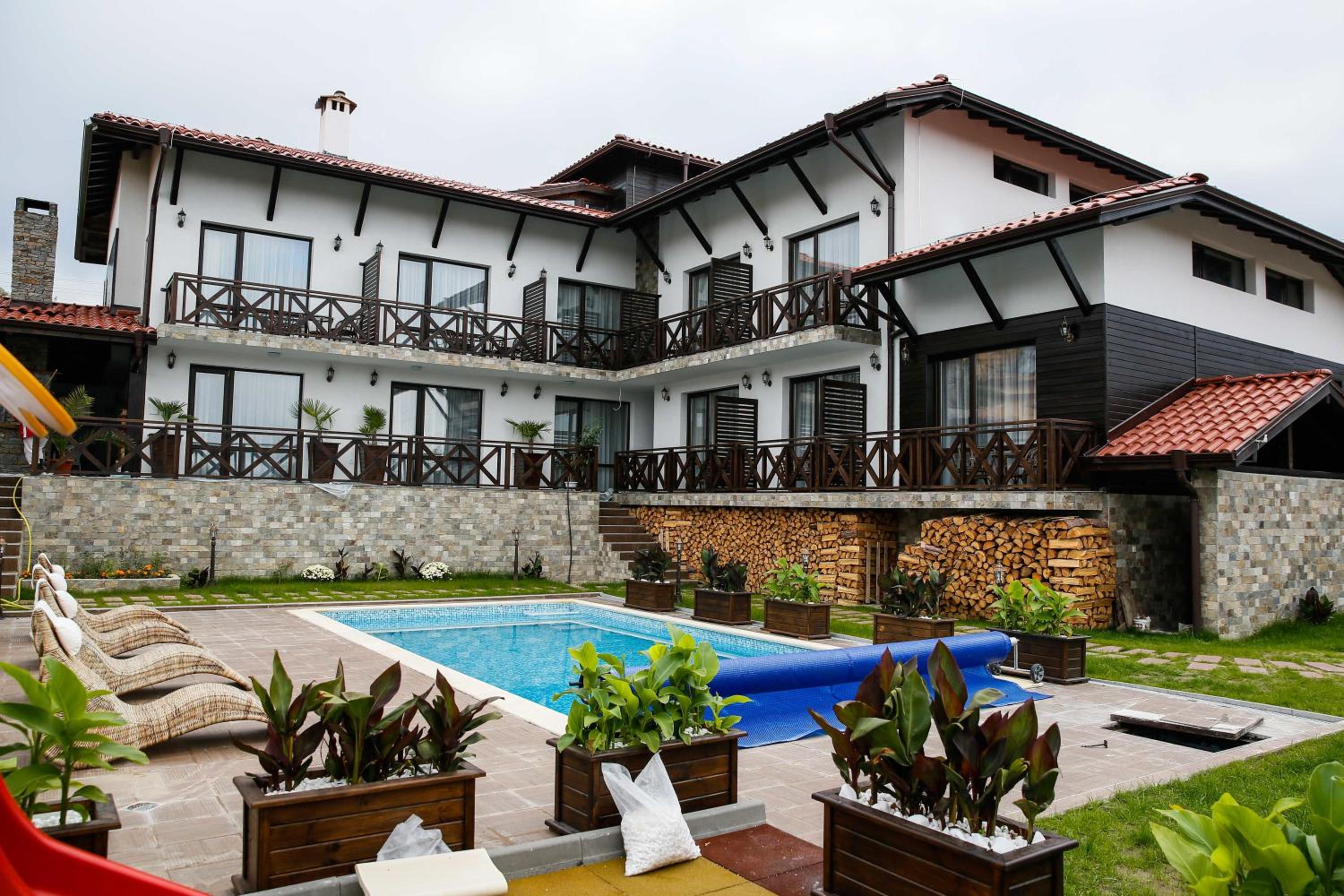 Einstein House & Spa