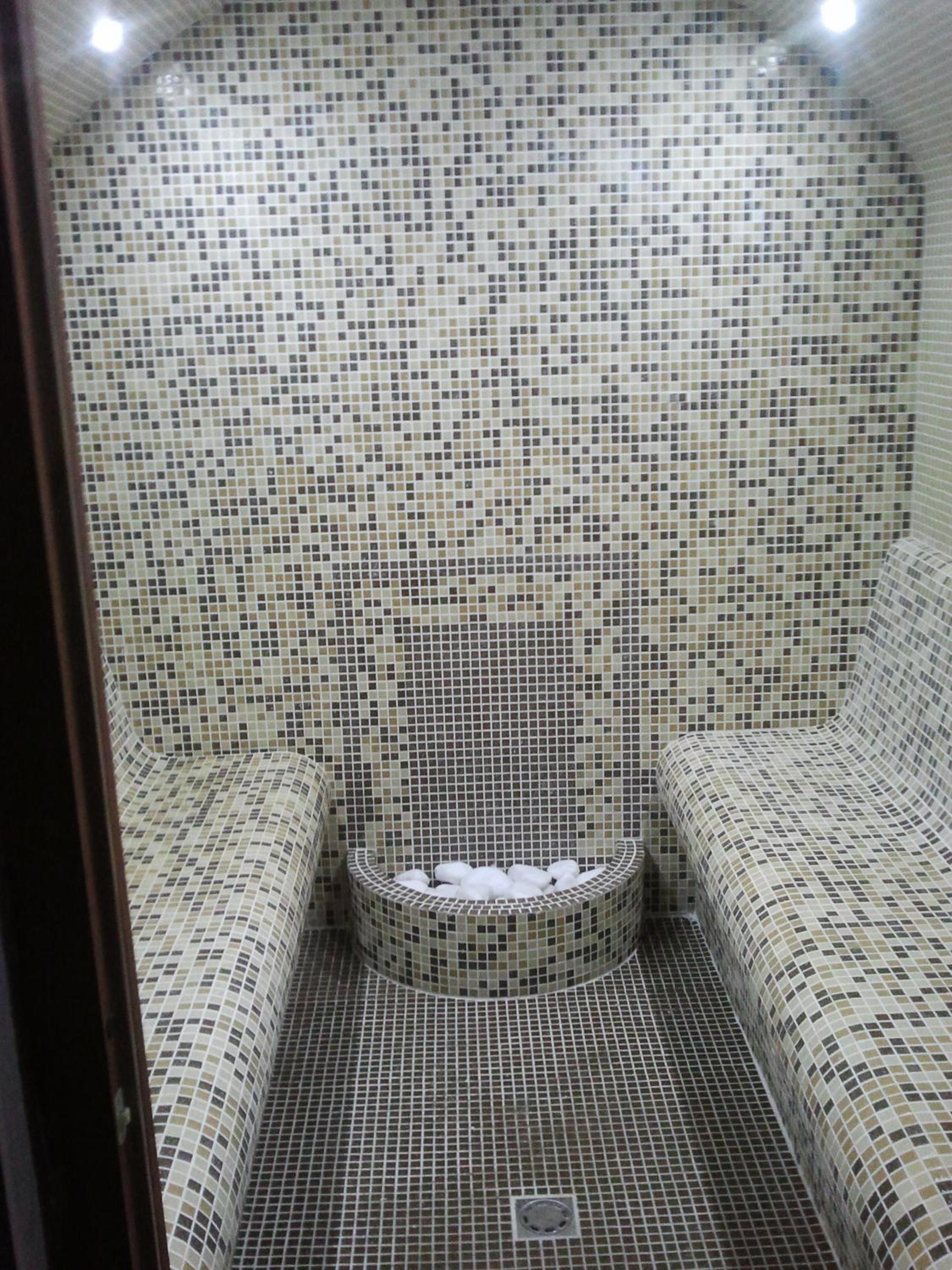 Einstein House & Spa